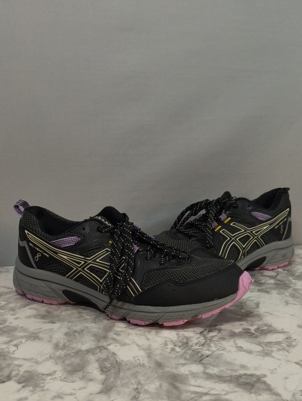 ASICS Women's Gel-Venture 8 running shoes Black/Gray Size 8